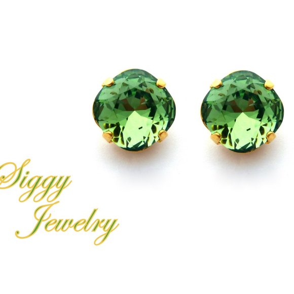 Erninite Cushion Cut Stud Earrings Made with Swarovski Crystals in 10mm - Picture 1 of 8